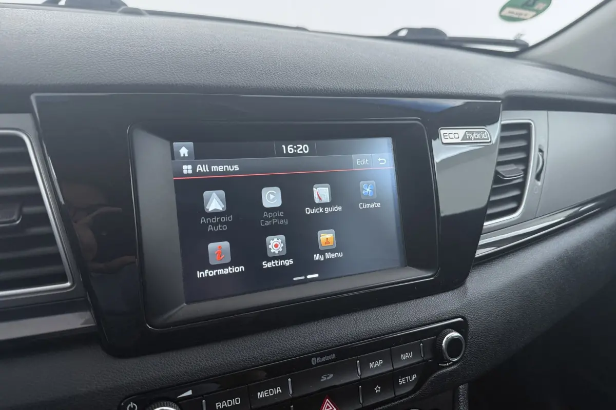1.6 GDi Hybrid DynamicLine | Camera | CarPlay | Navigatie | Volledig Ond. | 18" Velgen |