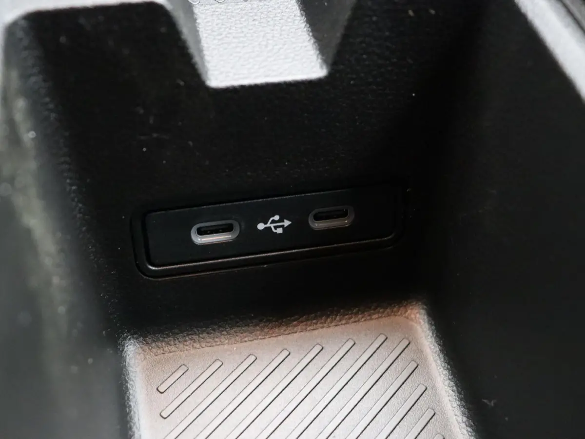 urban range evolution 40 kWh | Vijf jaar garantie | Stoelverwarming | Apple carplay / Android Auto |