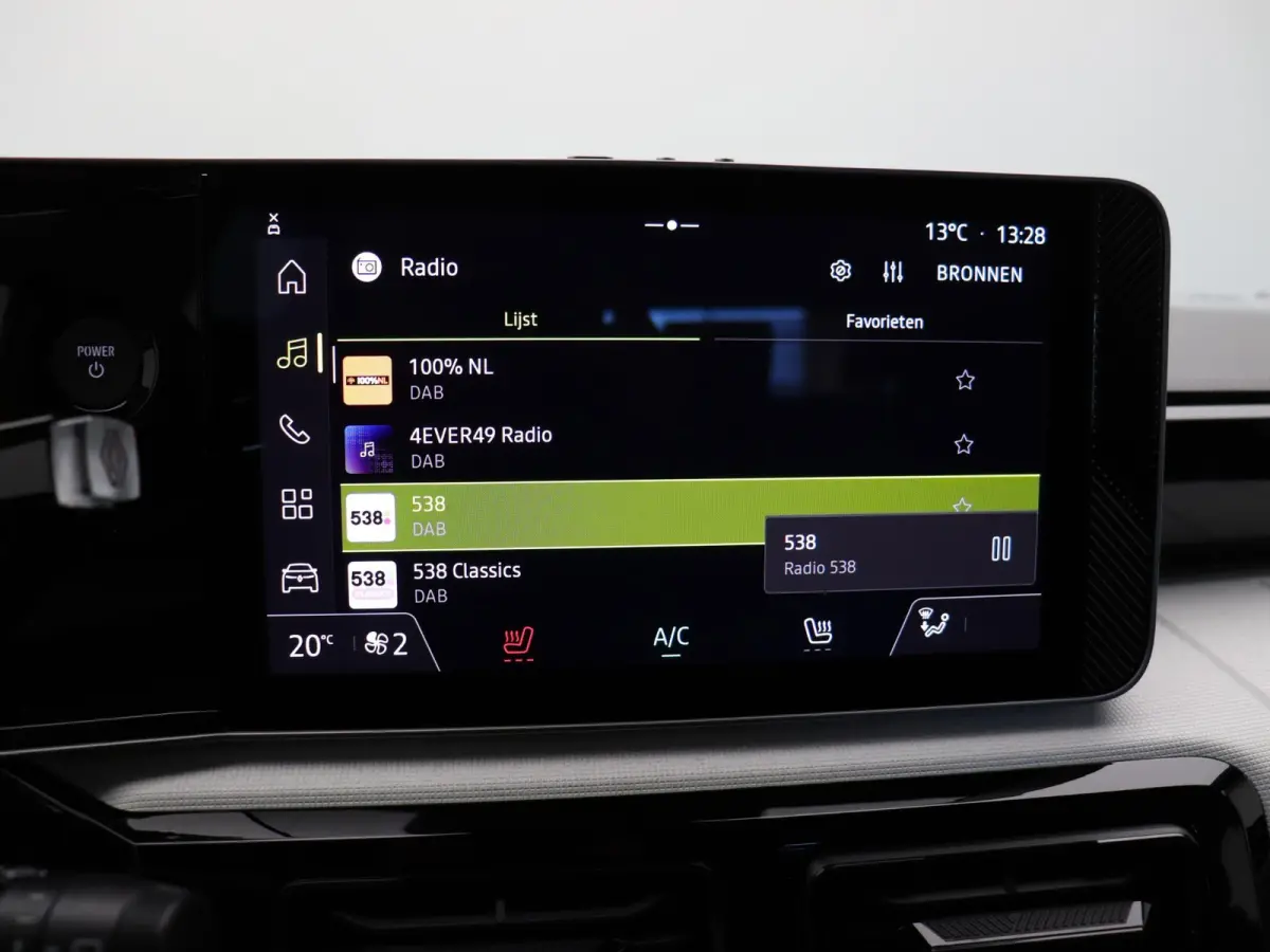 urban range evolution 40 kWh | Vijf jaar garantie | Stoelverwarming | Apple carplay / Android Auto |