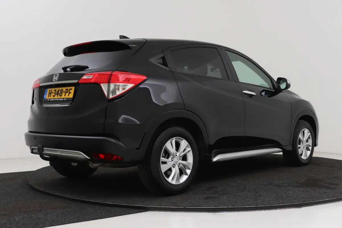 1.5 i-VTEC Elegance | Org NL | 42.000 KM! | Trekhaak | Camera | Navigatie | Magic Seats | Stoelverwarming | Dealer Ond.