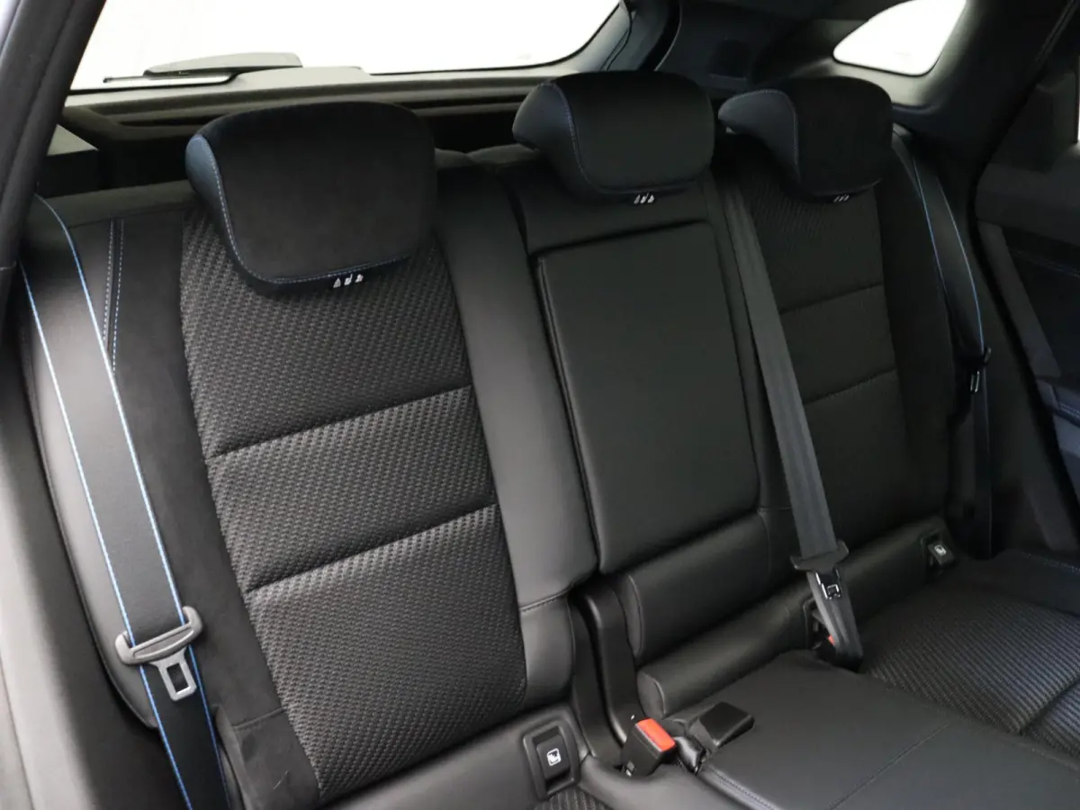 E-Tech full hybrid 200pk esprit Alpine | Vijf jaar garantie | HUD | Panoramisch dak | Harman Kardon | 360 graden camera |