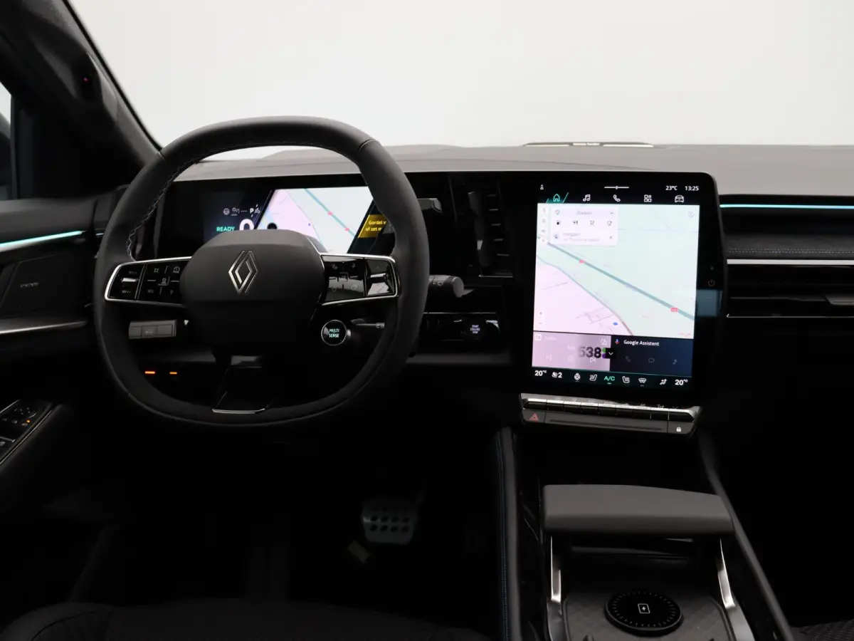 E-Tech full hybrid 200pk esprit Alpine | Vijf jaar garantie | HUD | Panoramisch dak | Harman Kardon | 360 graden camera |