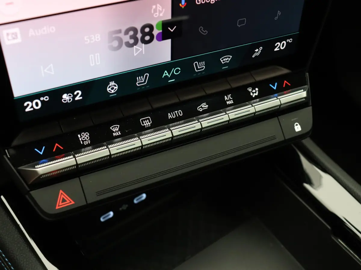 E-Tech full hybrid 200pk esprit Alpine | Vijf jaar garantie | HUD | Panoramisch dak | Harman Kardon | 360 graden camera |