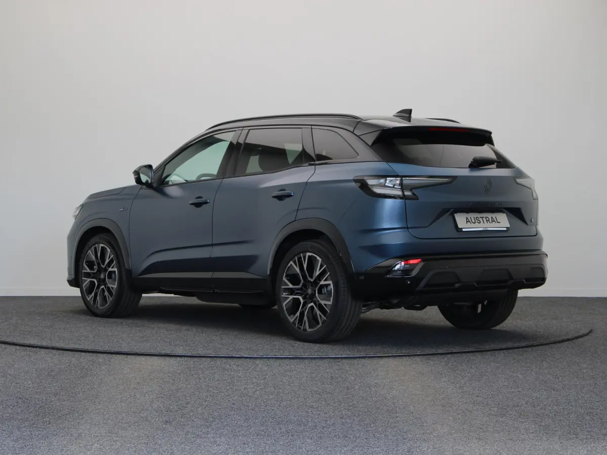 E-Tech full hybrid 200pk esprit Alpine | Vijf jaar garantie | HUD | Panoramisch dak | Harman Kardon | 360 graden camera |
