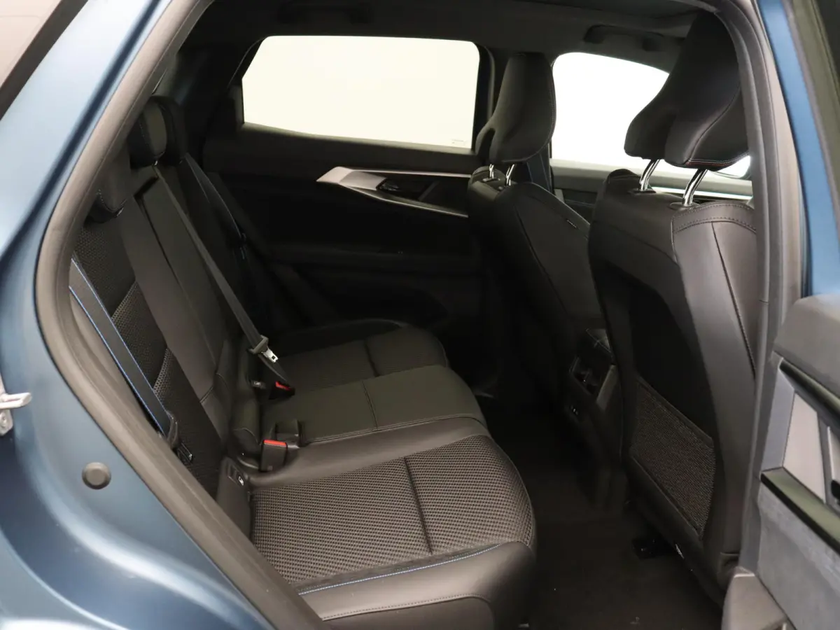 E-Tech full hybrid 200pk esprit Alpine | Vijf jaar garantie | HUD | Panoramisch dak | Harman Kardon | 360 graden camera |