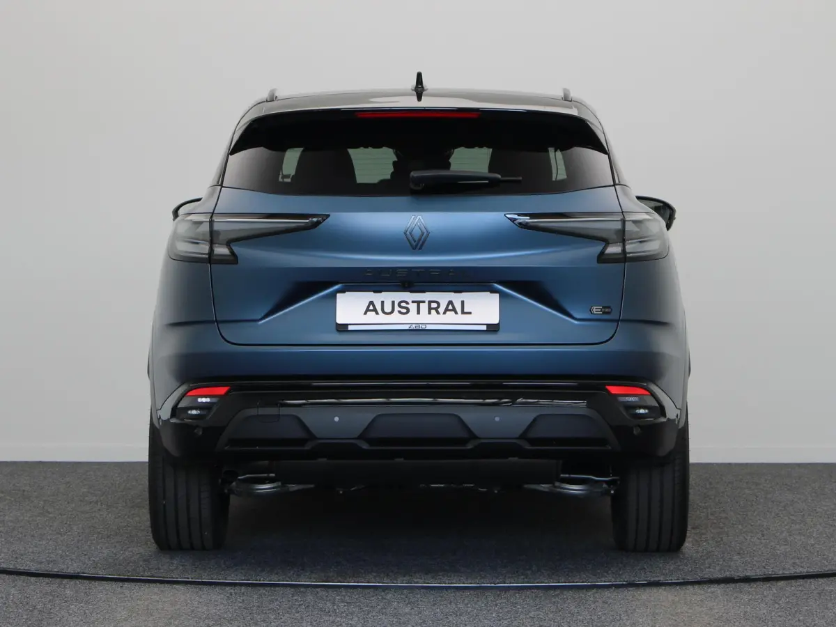 E-Tech full hybrid 200pk esprit Alpine | Vijf jaar garantie | HUD | Panoramisch dak | Harman Kardon | 360 graden camera |