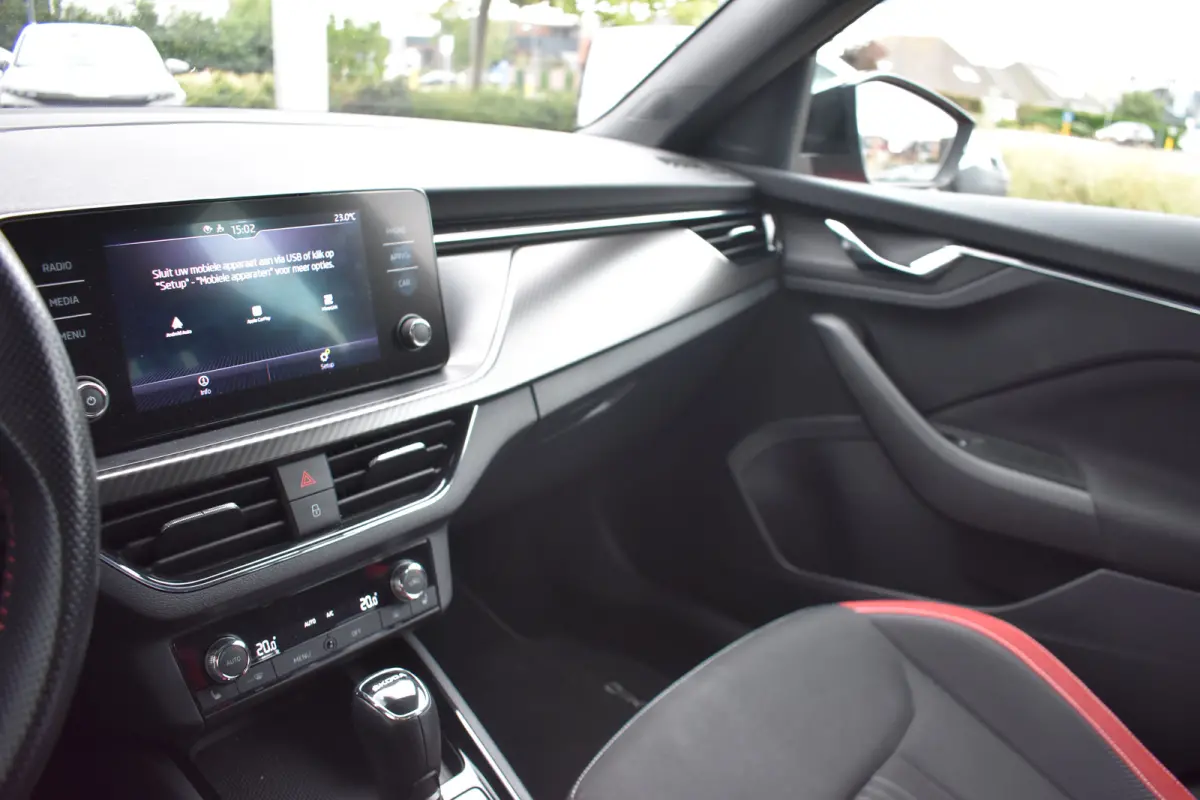 1.0 TSI 115PK DSG-7 Monte Carlo | TREKHAAK | PANORAMADAK | ADAPT. CRUISE | STOELVERW. | APP CONNECT | 18 INCH