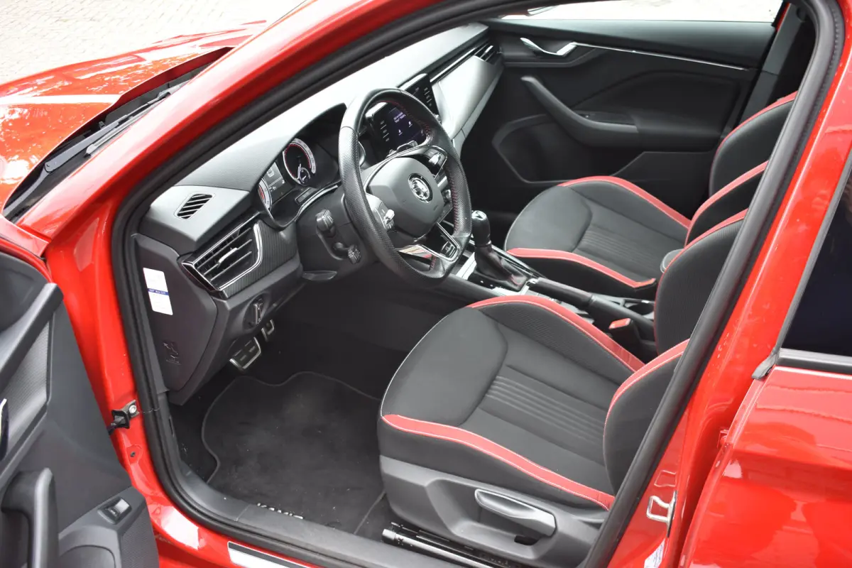 1.0 TSI 115PK DSG-7 Monte Carlo | TREKHAAK | PANORAMADAK | ADAPT. CRUISE | STOELVERW. | APP CONNECT | 18 INCH