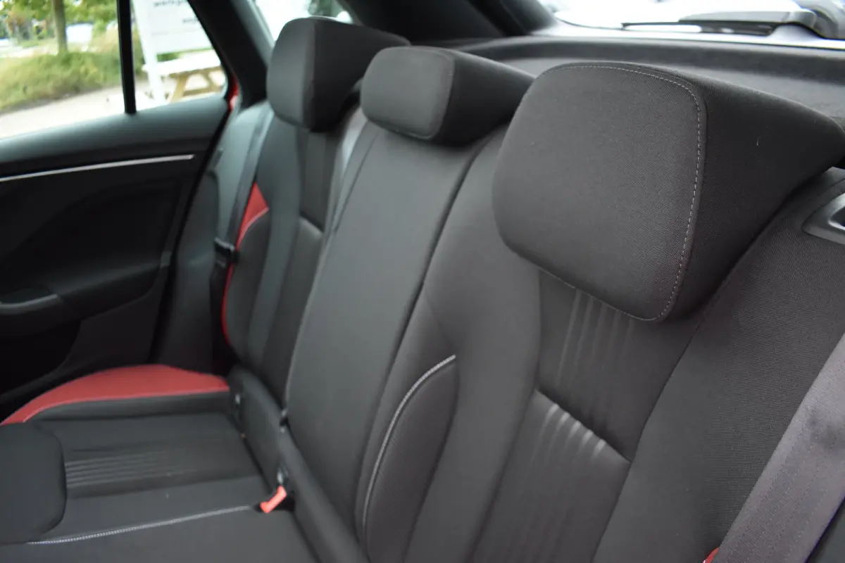1.0 TSI 115PK DSG-7 Monte Carlo | TREKHAAK | PANORAMADAK | ADAPT. CRUISE | STOELVERW. | APP CONNECT | 18 INCH