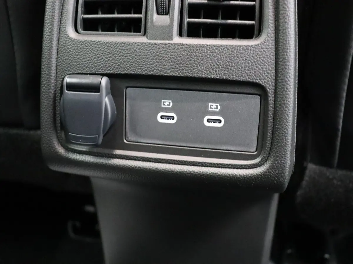 E-Tech full hybrid 160pk techno | Vijf jaar garantie |