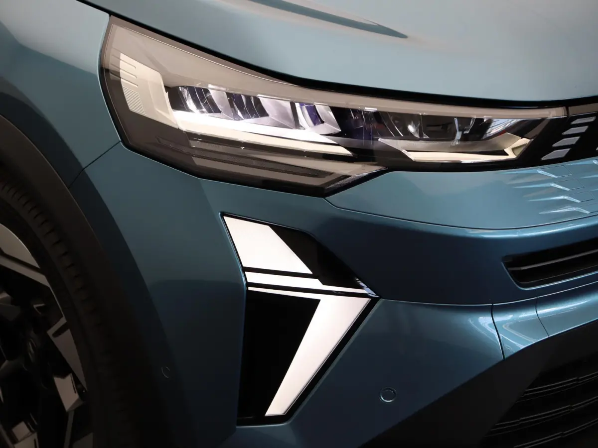 E-Tech full hybrid 160pk techno | Vijf jaar garantie |
