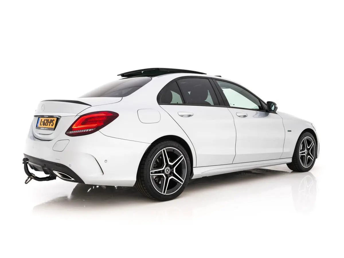 300 e AMG-Styling Business Solution Limited Night-Pack (Plug-in) {SoH-94%} (INCL-BTW) Aut. *PANO | LEATHER-MICROFIBRE | MULTIBEAM-LED | TOPVIEW | DIGI-COCKPIT | BLINDSPOT | HEATED-SPORTSEATS