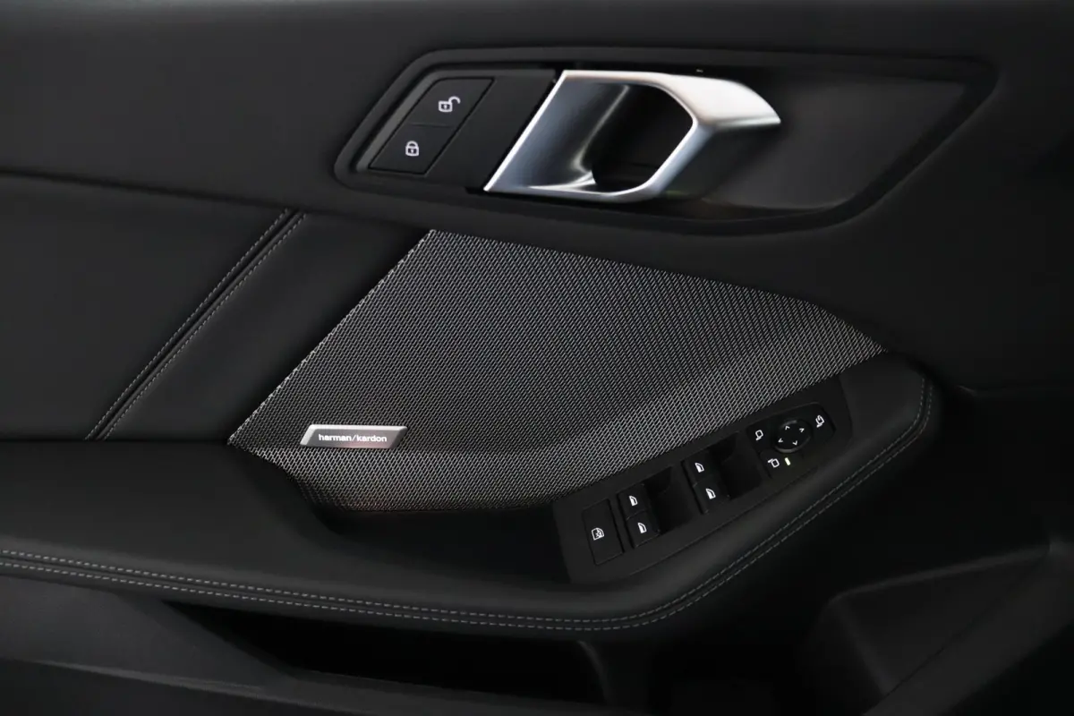 120 M Sport Design Edition M-Sport Pro | Harman/Kardon |  Driving Assistant Plus | Adaptieve LED-koplamp