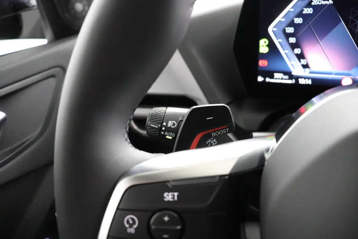 120 M Sport Design Edition M-Sport Pro | Harman/Kardon |  Driving Assistant Plus | Adaptieve LED-koplamp