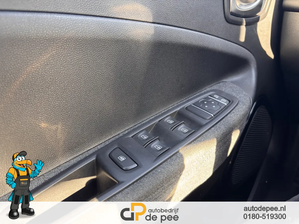 R110 Life 52 kWh incl. accu GARANTIE/KOOPACCU/STOEL&STUURVERW./CRUISE/CLIMA/CARPLAY/LICHTMETAAL rijklaarprijs!