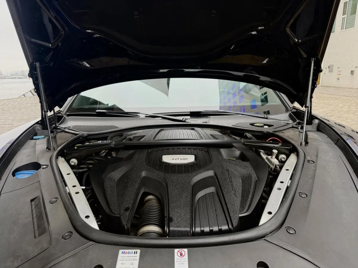 3.0 turbo 4