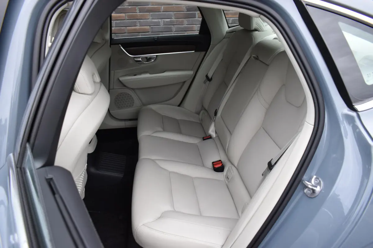 2.0 T8 AWD Inscription
