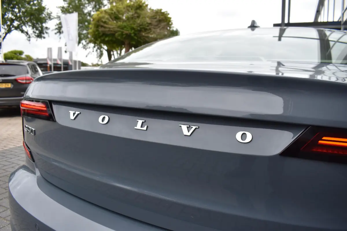 2.0 T8 AWD Inscription