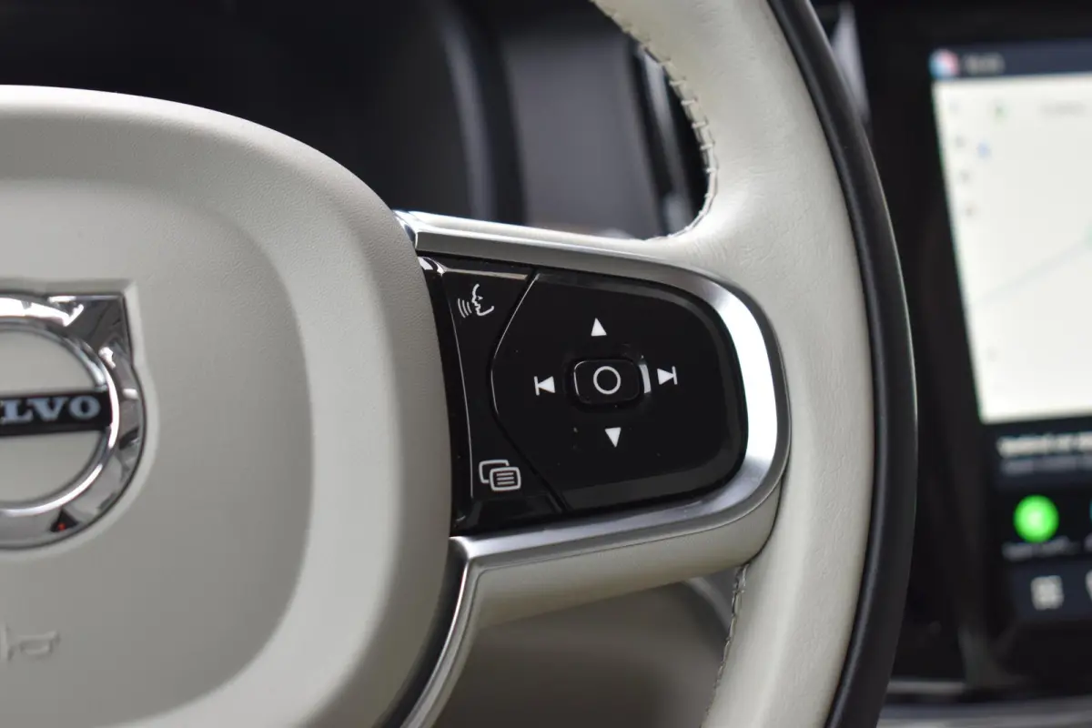 2.0 T8 AWD Inscription