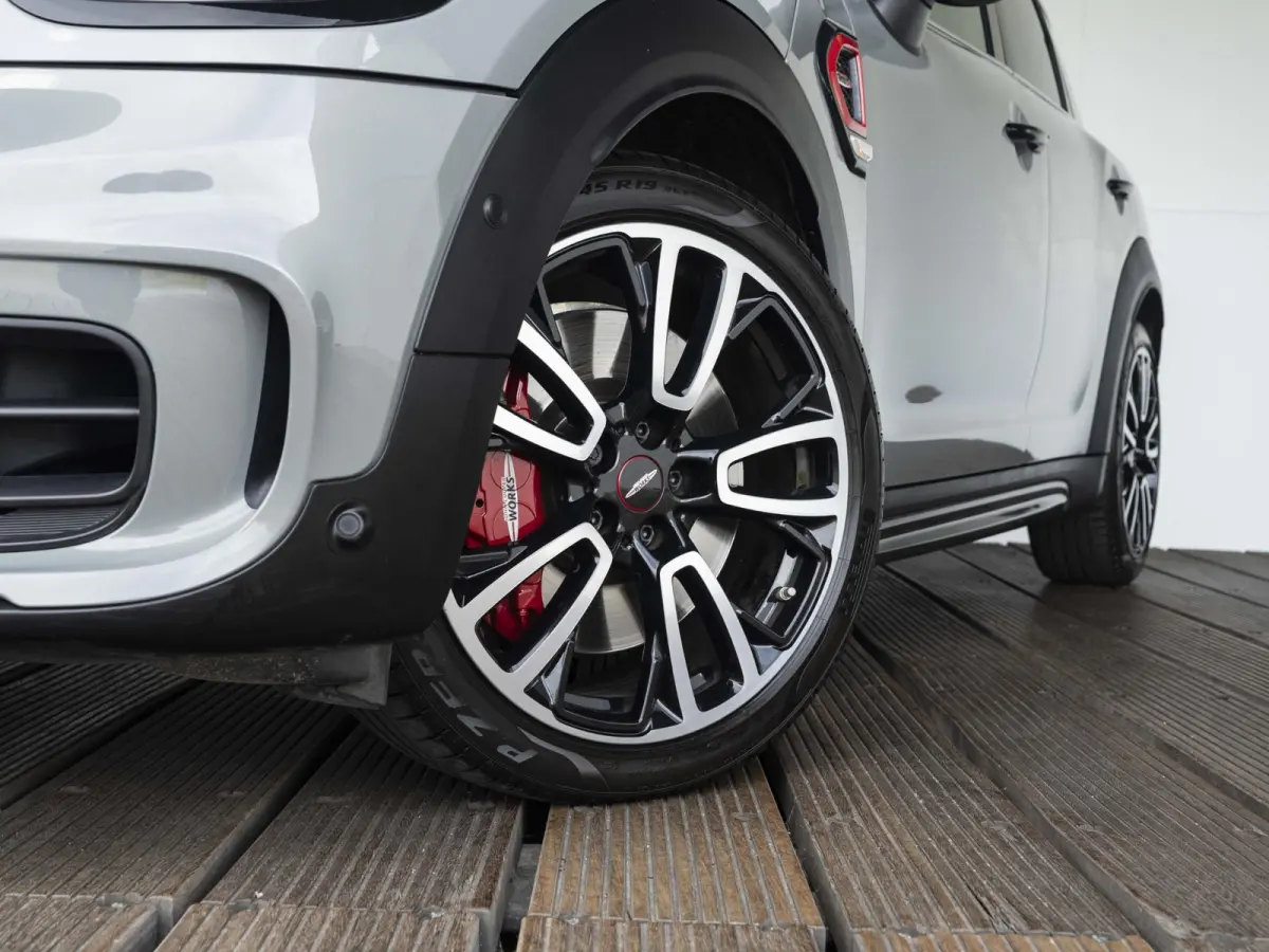 John Cooper Works ALL4 | Panoramadak | Voorruit verwarming | Stoel en Stuur verwarming | Adaptive Cruise Control