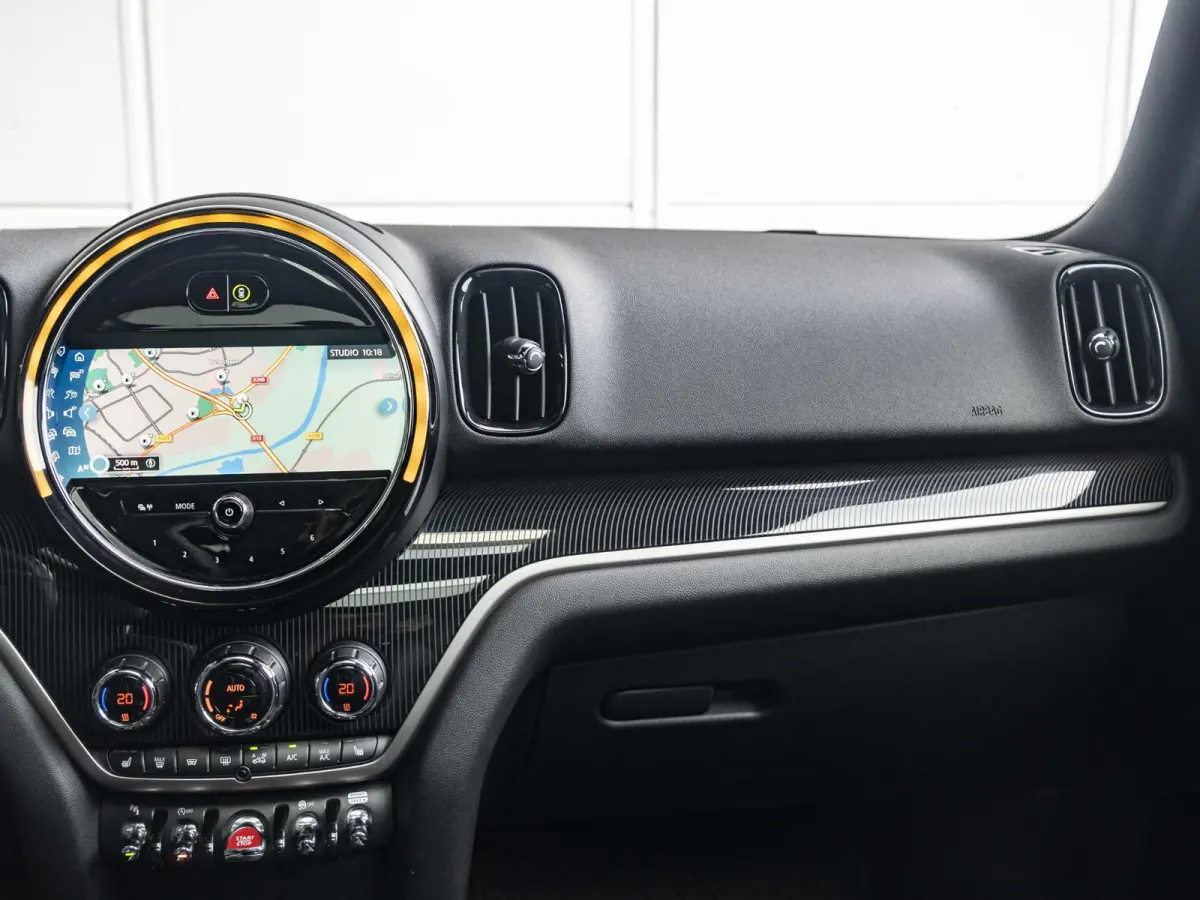 John Cooper Works ALL4 | Panoramadak | Voorruit verwarming | Stoel en Stuur verwarming | Adaptive Cruise Control