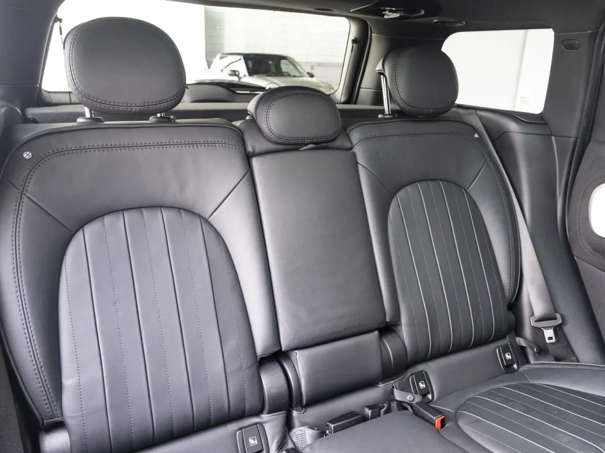 John Cooper Works ALL4 | Panoramadak | Voorruit verwarming | Stoel en Stuur verwarming | Adaptive Cruise Control
