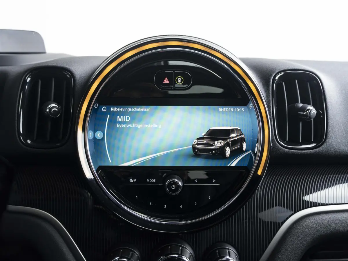 John Cooper Works ALL4 | Panoramadak | Voorruit verwarming | Stoel en Stuur verwarming | Adaptive Cruise Control