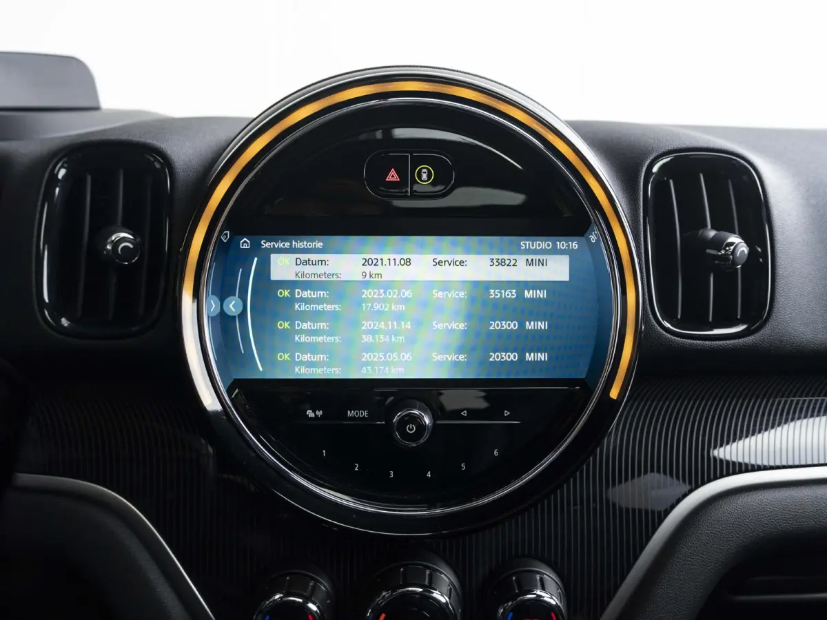 John Cooper Works ALL4 | Panoramadak | Voorruit verwarming | Stoel en Stuur verwarming | Adaptive Cruise Control