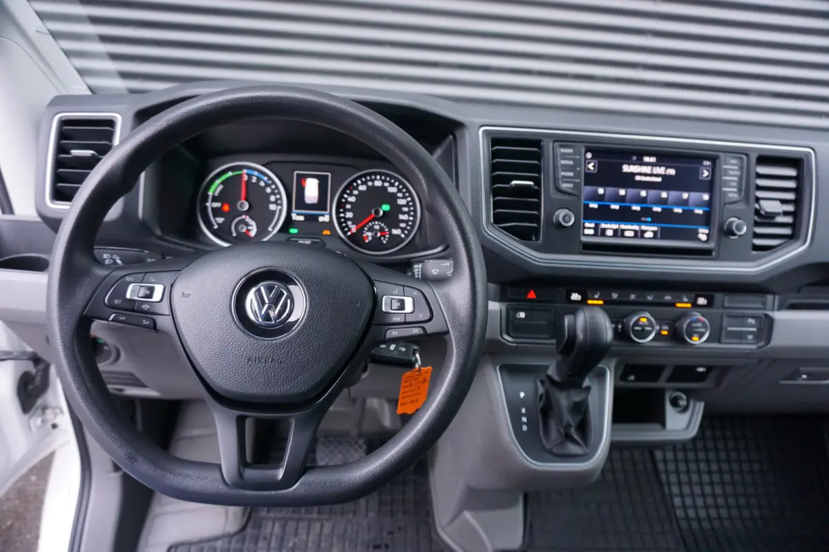 e-Crafter Elektrisch L3H3/L2H2 36 kWh 136pk LED Apple Carplay Camera Navigatie Parkeersensoren Cruisecontrol