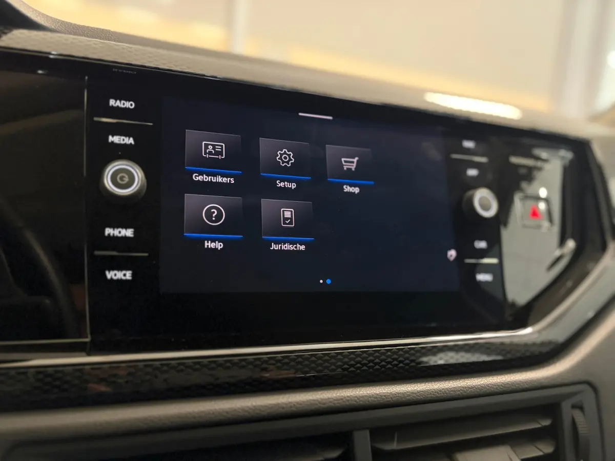 1.0 TSI Life Business | CLIMA | CAR PLAY | NAVI |