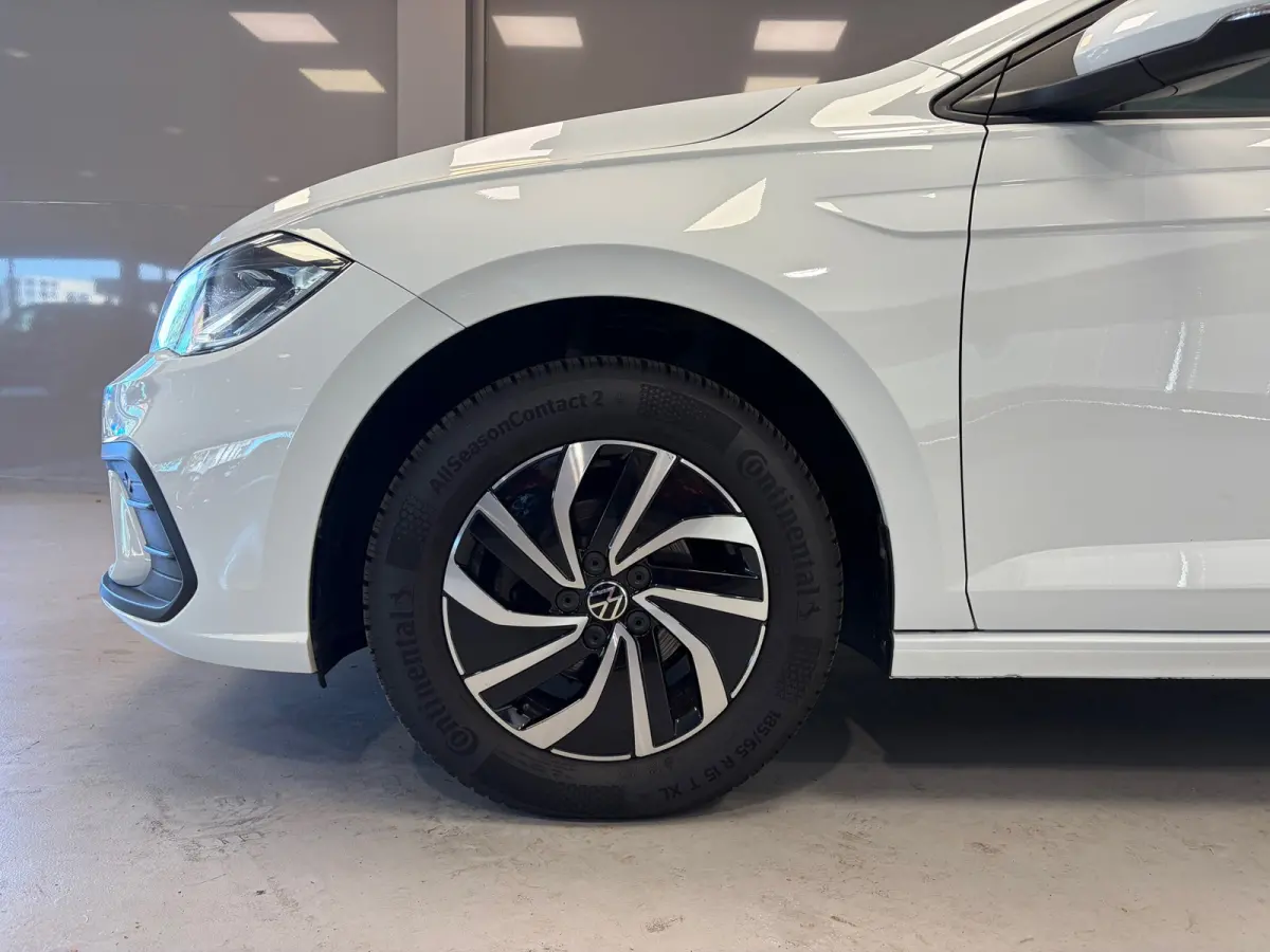 1.0 TSI Life Business | CLIMA | CAR PLAY | NAVI |