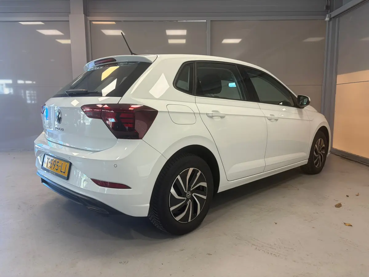 1.0 TSI Life Business | CLIMA | CAR PLAY | NAVI |