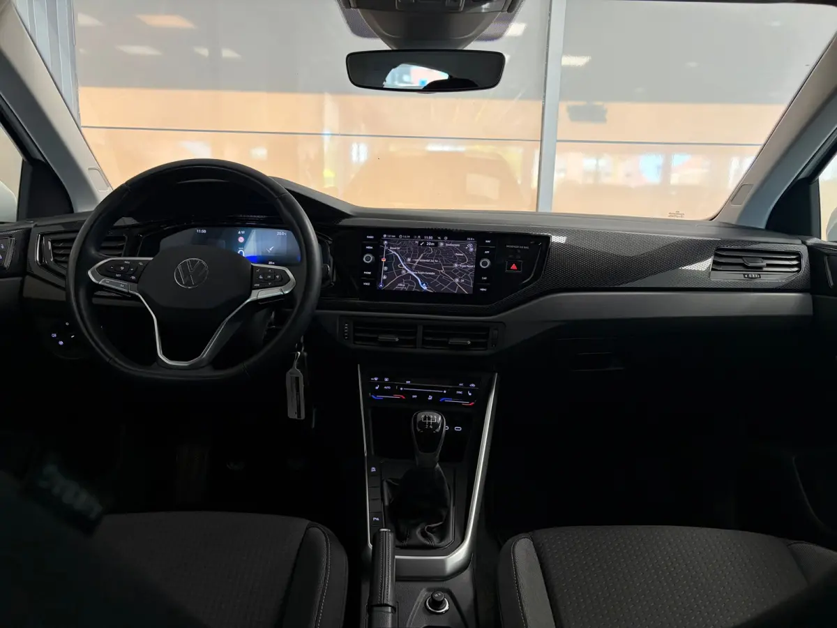 1.0 TSI Life Business | CLIMA | CAR PLAY | NAVI |