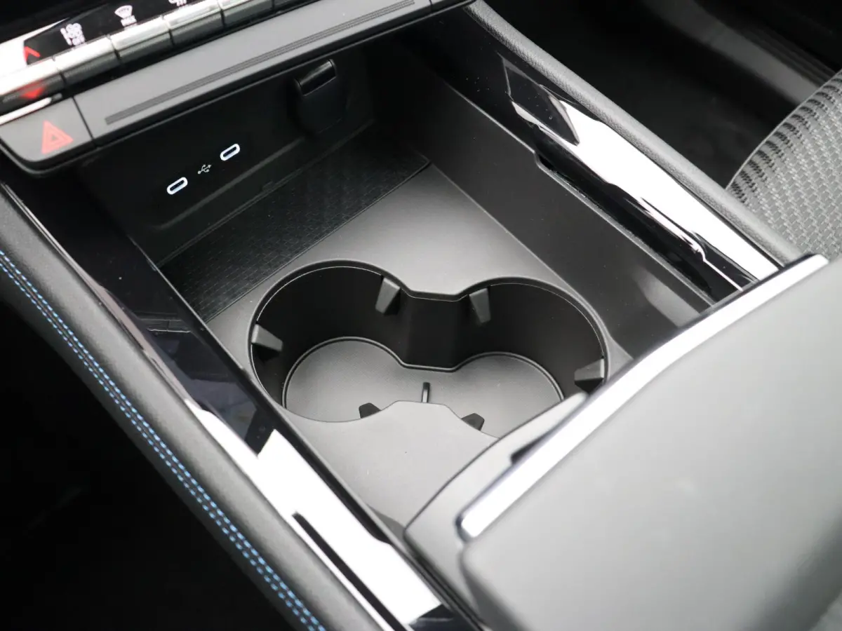 E-Tech full hybrid 200pk esprit Alpine | Vijf jaar garantie | Panoramisch dak | Harman Kardon | HUD |