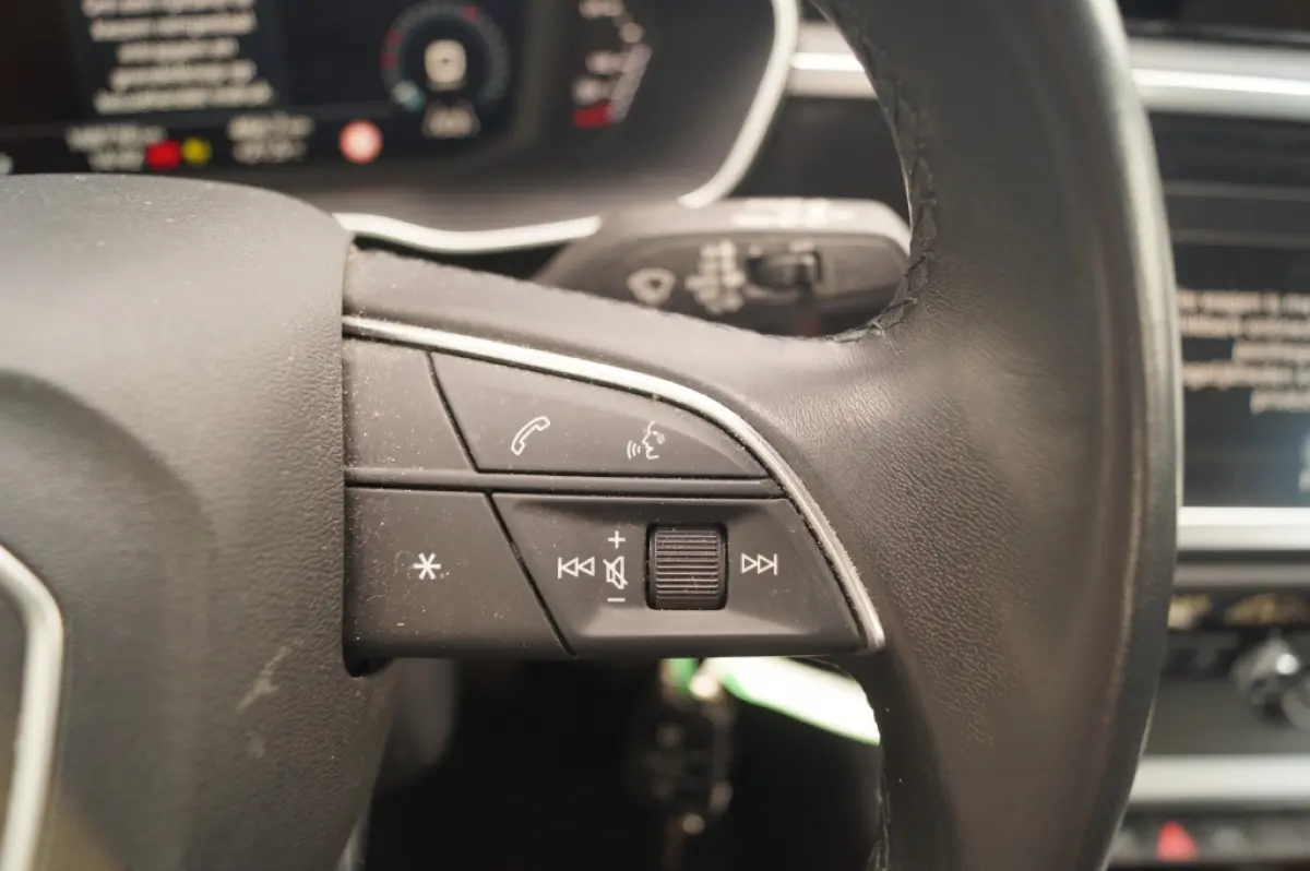 45 TFSI e PHEV Edition -LEER-LED-PDC-NAVI-