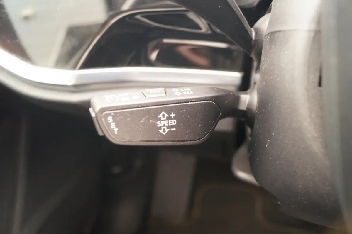 45 TFSI e PHEV Edition -LEER-LED-PDC-NAVI-