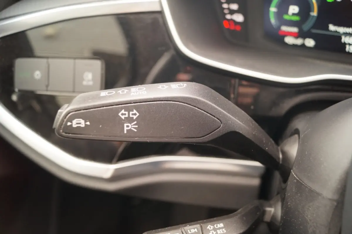 45 TFSI e PHEV Edition -LEER-LED-PDC-NAVI-