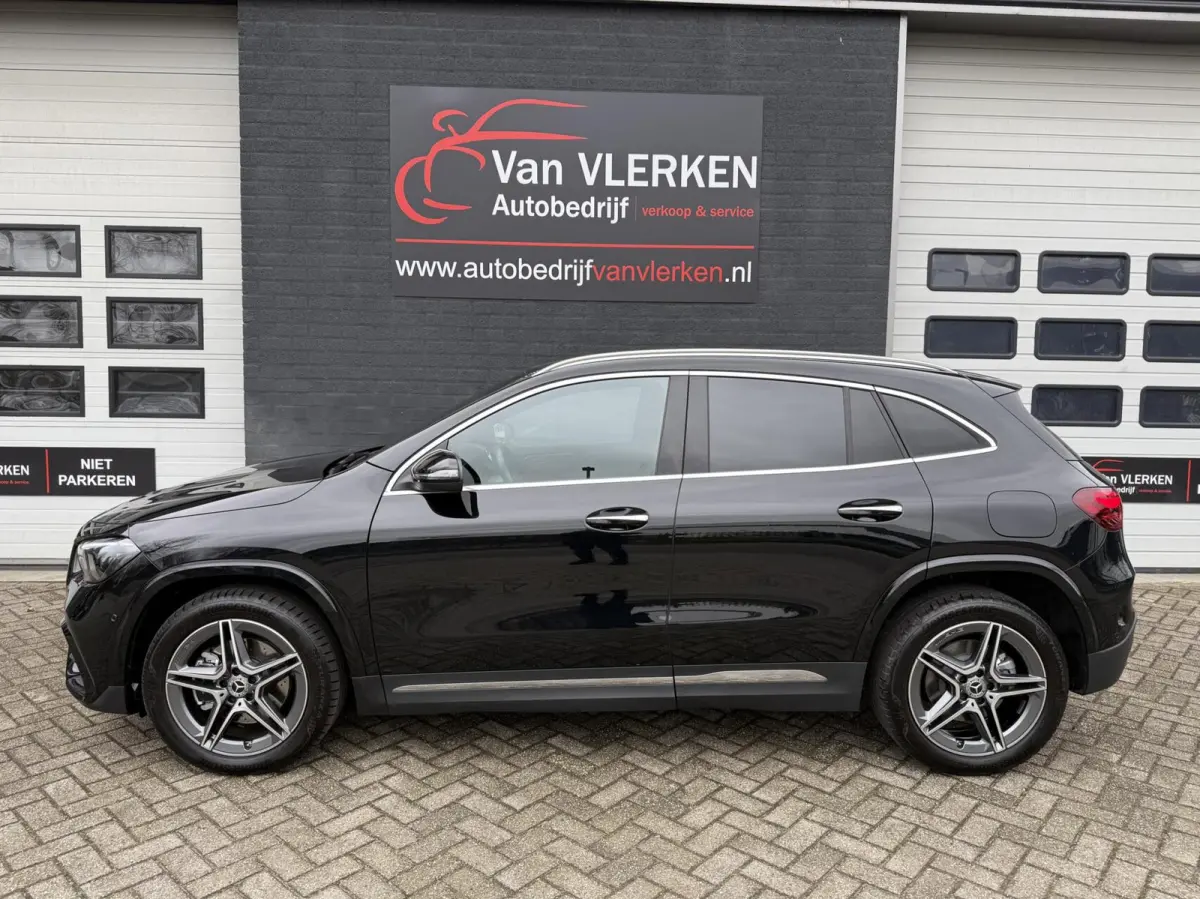 250 e AMG Line PLUG-IN ADAPTIVE CRUISE. SFEERVERL.