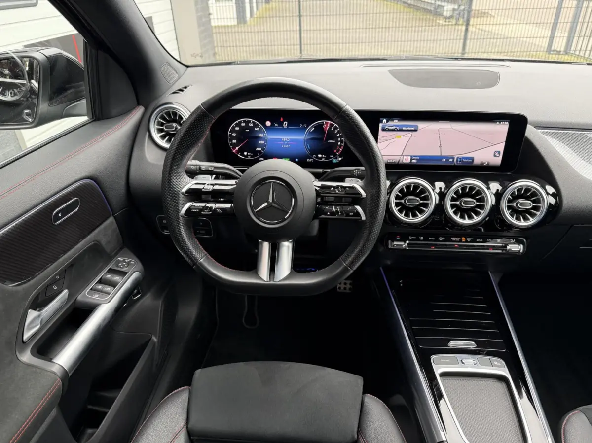 250 e AMG Line PLUG-IN ADAPTIVE CRUISE. SFEERVERL.