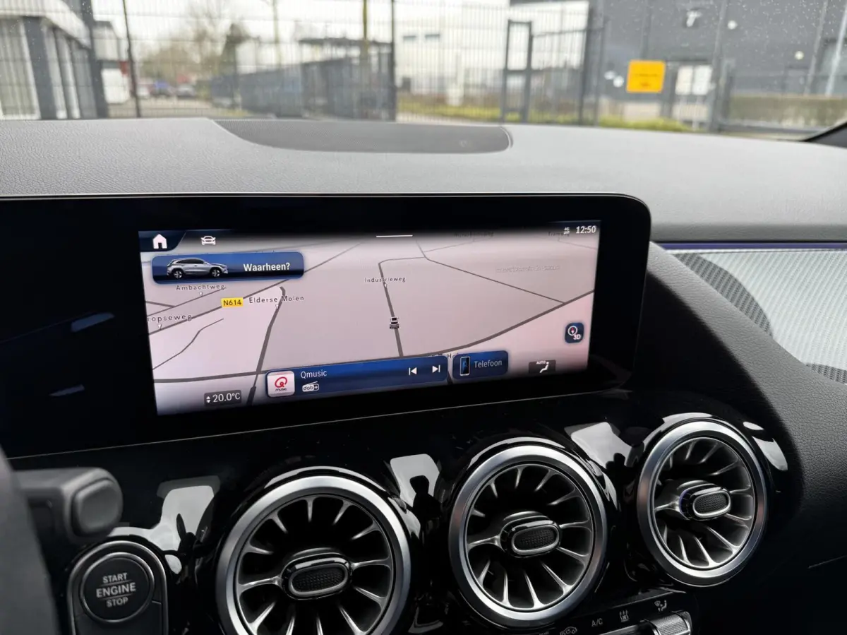 250 e AMG Line PLUG-IN ADAPTIVE CRUISE. SFEERVERL.