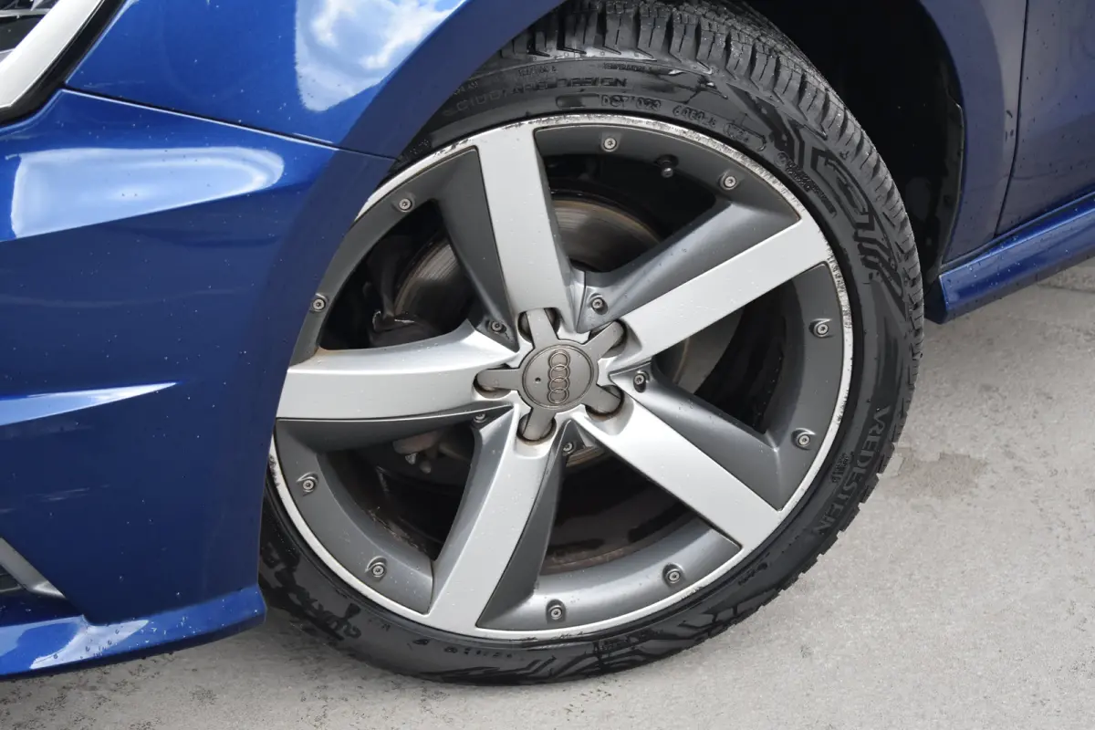 1.0 TFSI 95PK Adrenalin | ALL SEASON | CRUISE CONTROL | NAVIGATIE | AIRCO | START/STOP