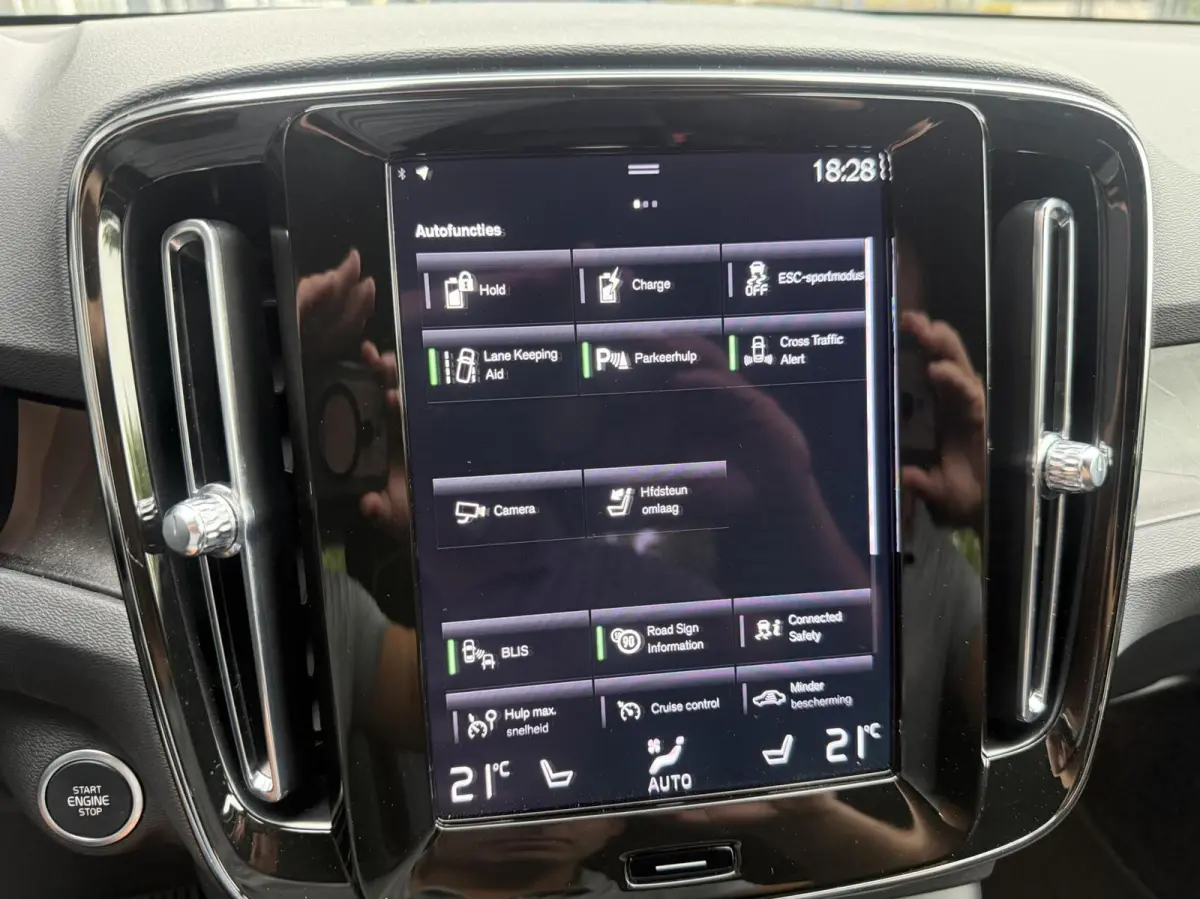 1.5 T4 Plug-in hybrid Ultimate Bright
