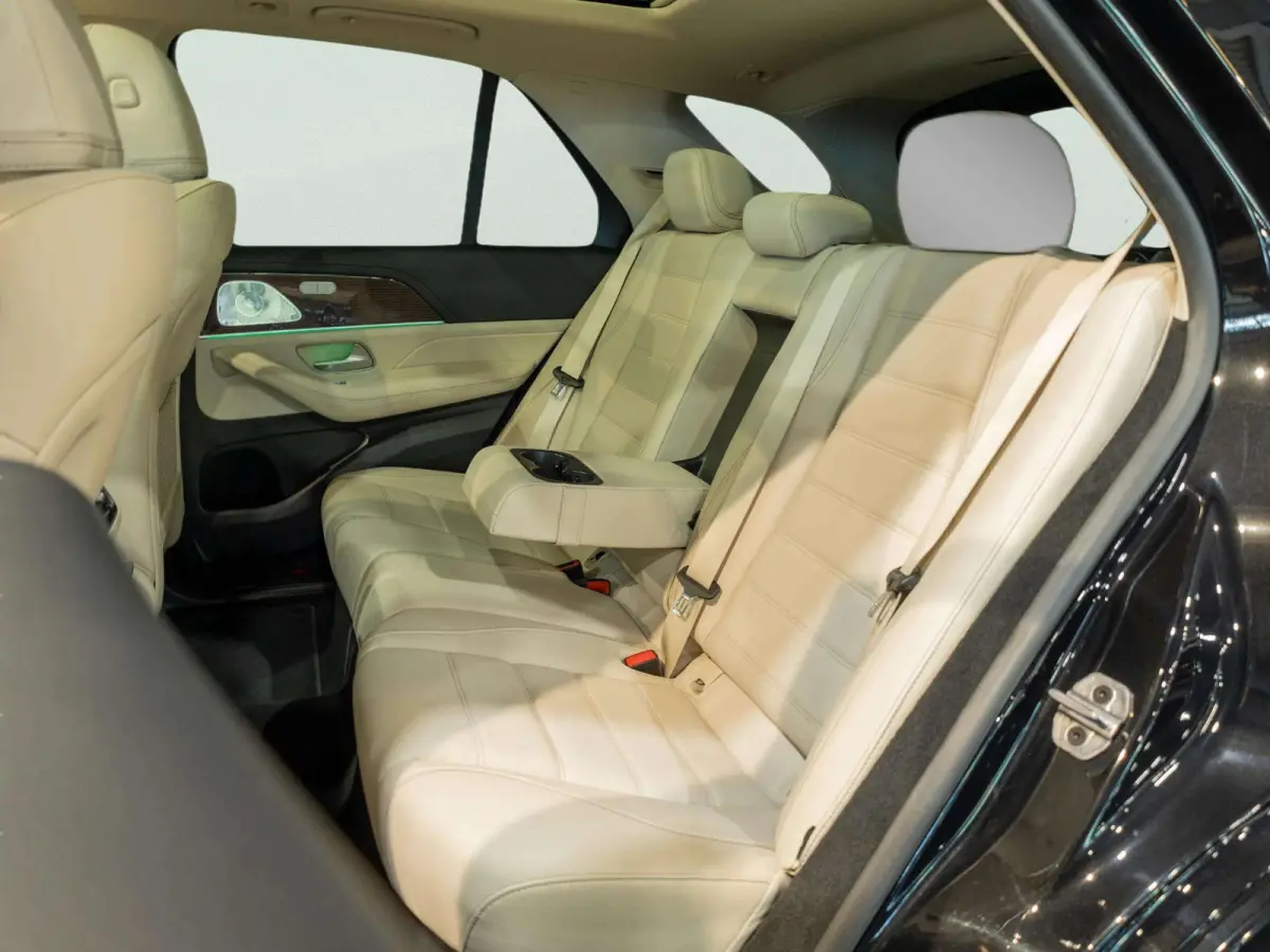 350 e 4MATIC Premium Plus | Panorama dak | Trekhaak