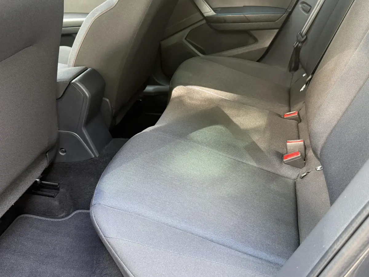 1.0 EcoTSI FR | Navigatie | Virtual Cockpit | LED | Climate Control | Cruise Control | Licht metalen velgen