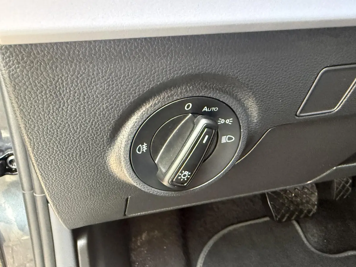 1.0 EcoTSI FR | Navigatie | Virtual Cockpit | LED | Climate Control | Cruise Control | Licht metalen velgen