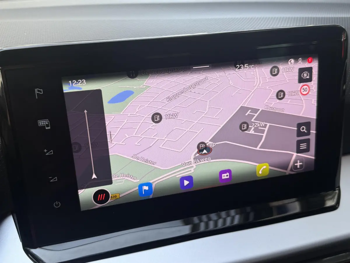 1.0 EcoTSI FR | Navigatie | Virtual Cockpit | LED | Climate Control | Cruise Control | Licht metalen velgen