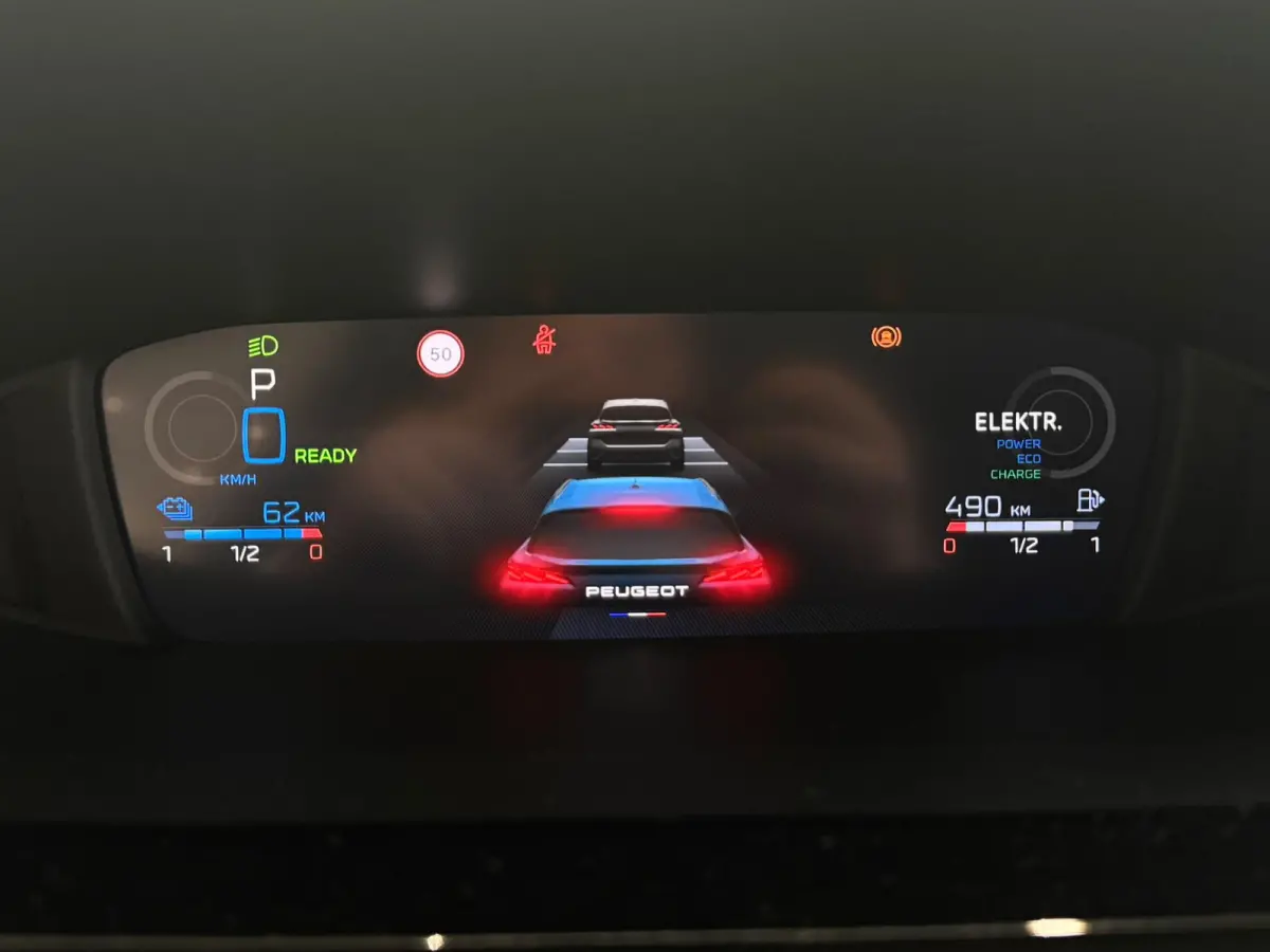 1.6 Plug-in Hybrid 195 Allure | 7.4 kw lader | Vision Pack | Apple CarPlay & Android Auto