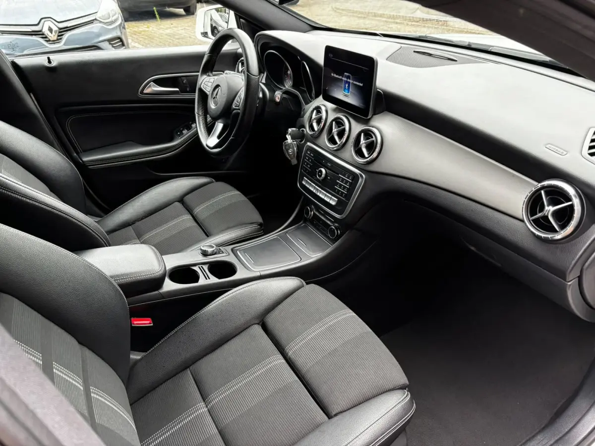 180 Business Solution AMG NAVI|LEDER|PDC|NWE APK