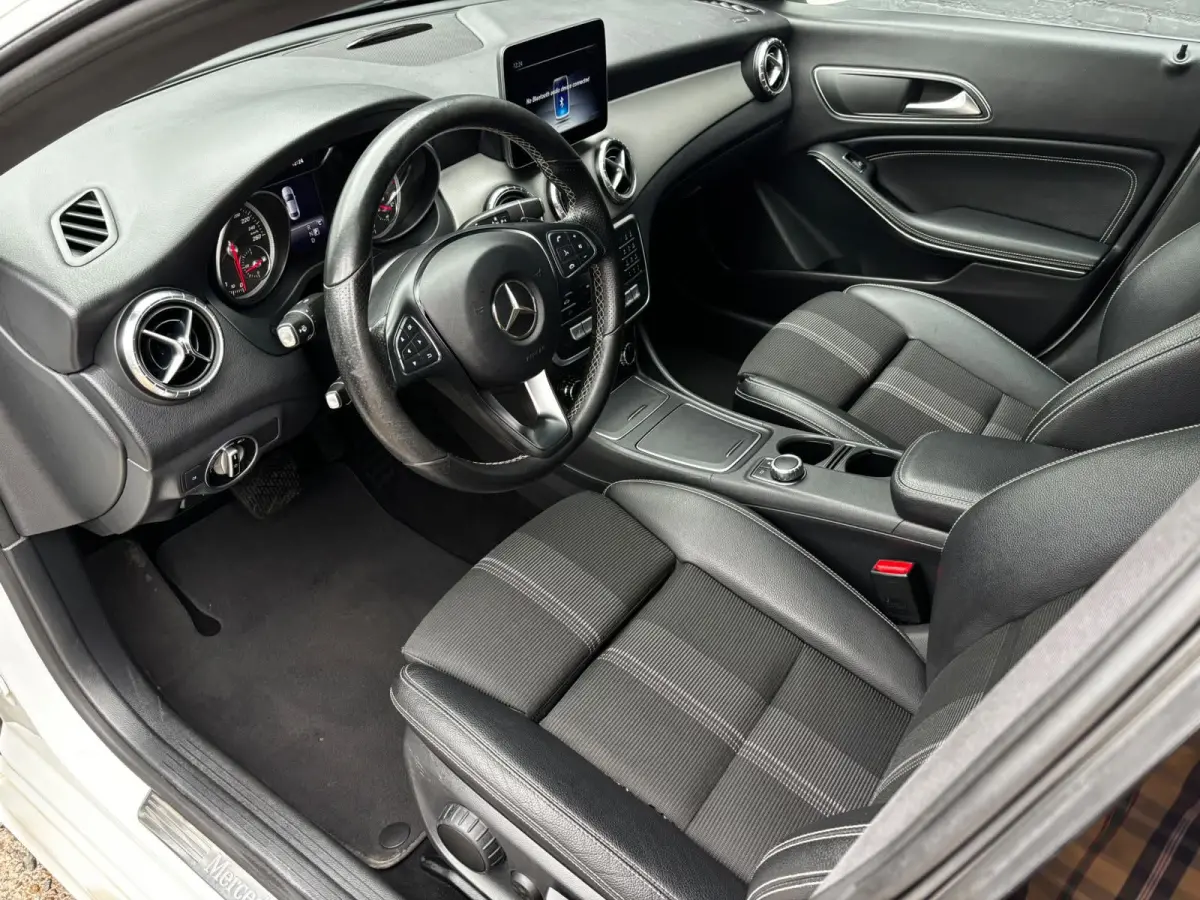 180 Business Solution AMG NAVI|LEDER|PDC|NWE APK