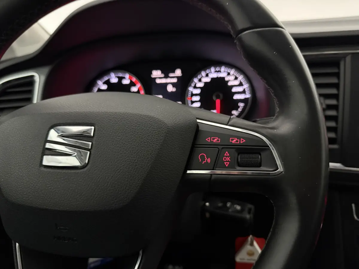 1.0 EcoTSI | Clima | Cruise | LED | Parkeersens.